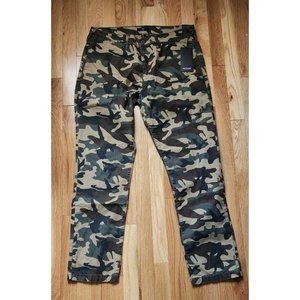 DEAN BIG T CHINO PANT camo print size 34 waist NWT True Religion pants